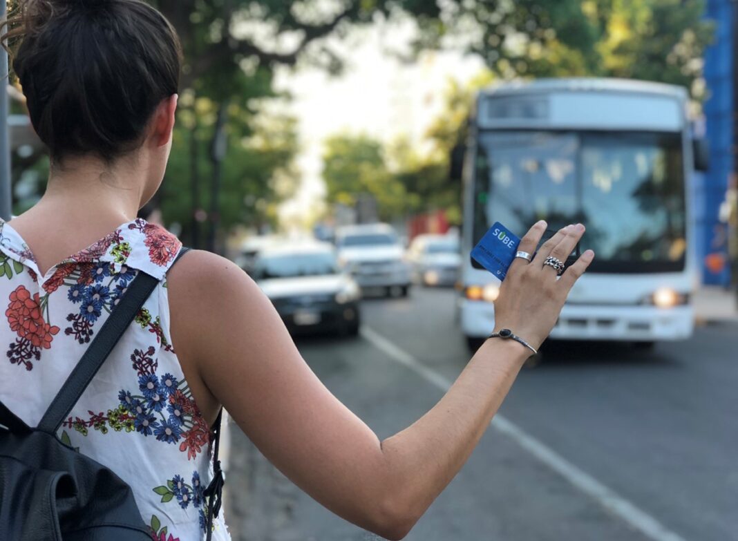 El Gobierno anunció cambios en el tope de carga de la SUBE que había quedado atrás en relación a los aumentos del boleto.