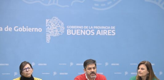 Bianco pidió explicaciones a Caputo por el traslado de los lingotes de oro argentinos al exterior y cuestionó el plan económico del Gobierno nacional.