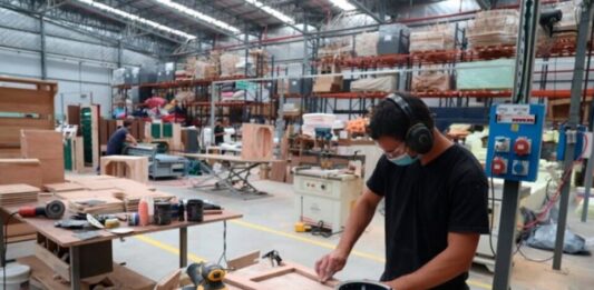La CAME precisó que la actividad manufacturera de las Pymes tuvieron una caída del 20,4% en junio, lo que profundizó la situación del sector.