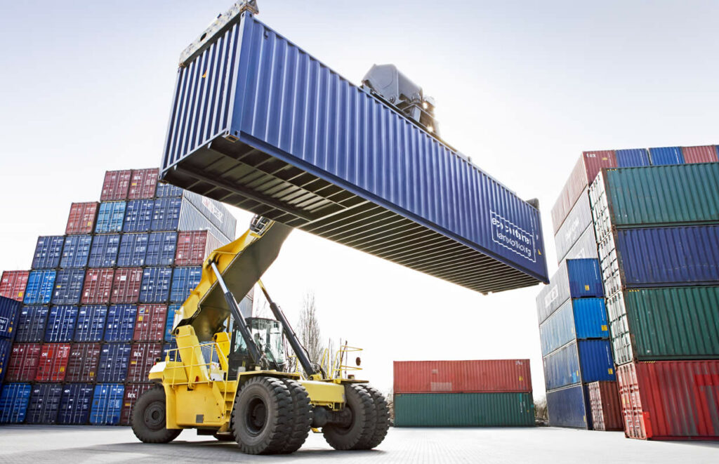 La apertura de las importaciones pone en jaque a las pymes de la provincia de Buenos Aires. 