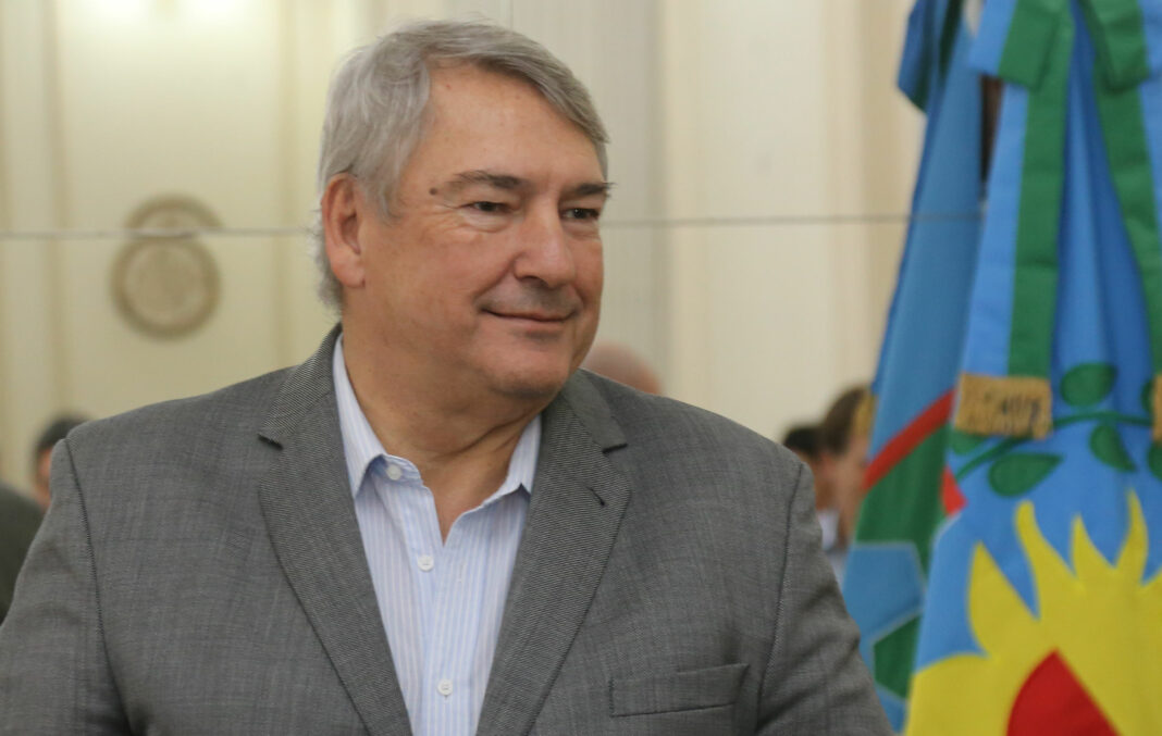El ministro de Transporte, Jorge D ´Onofrio, señaló que los municipios deberán bajar la tarifa de colectivo, tras la suba del subsidio que otorgó la administración de Axel Kicillof.