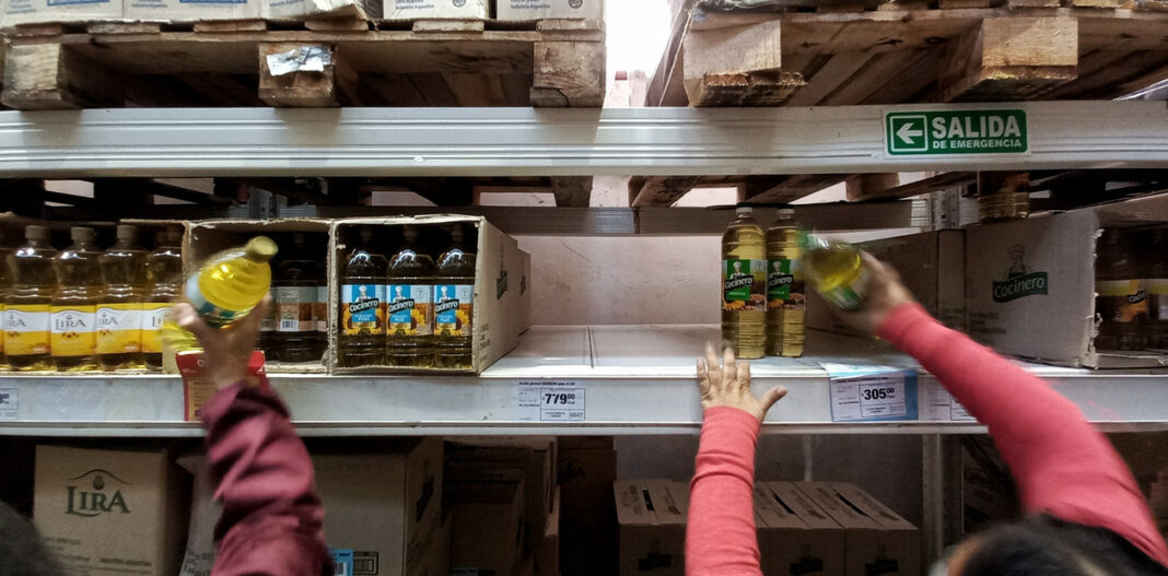 Según el informe de Canasta Básica del INDEC, una familia necesitó de $873.000 para no ser pobre.