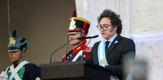 El Gobierno oficializó la creación del Consejo de Mayo y Adorni brindó detalles sobre su estructura.