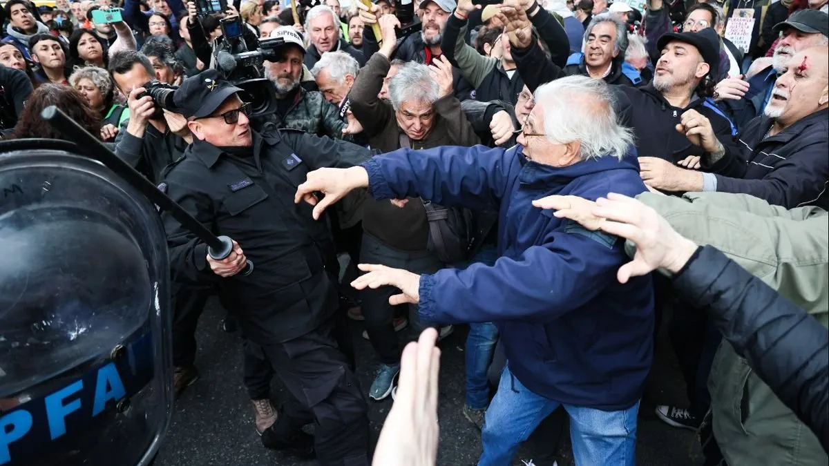 La última manifestación de los jubilados fue reprimida por la Policía Federal.