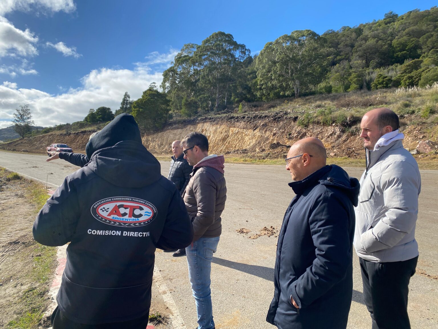 El intendente de Balcarce, Esteban Reino, destacó los avances en el Autódromo Juan Manuel Fangio.