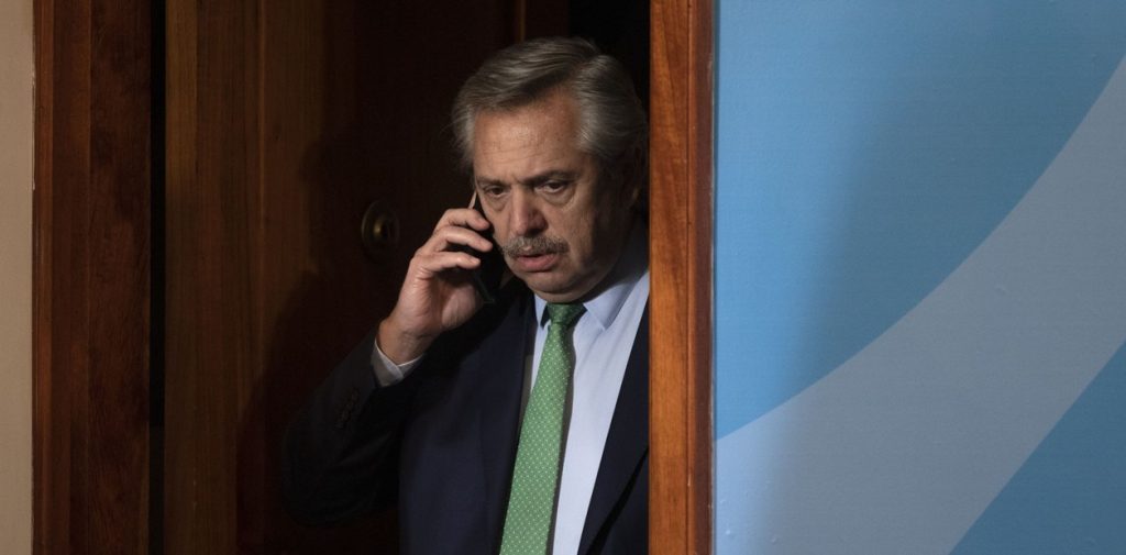 Fabiola Yañez dio a conocer las fotos y los chats con Alberto Fernández y podría ampliar la denuncia por violencia contra el ex presidente.