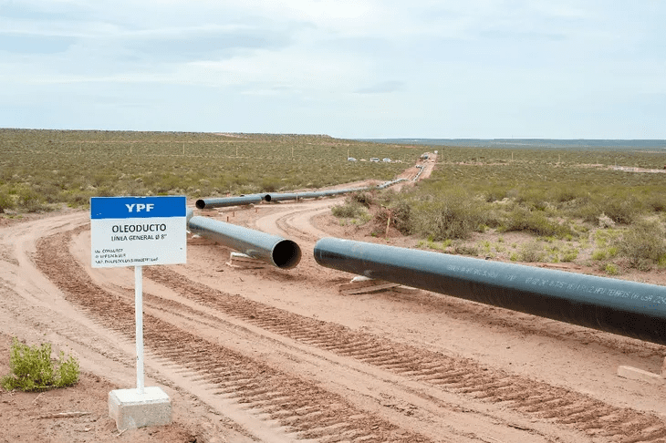 Obras para construir un Oleoducto en Vaca Muerta.