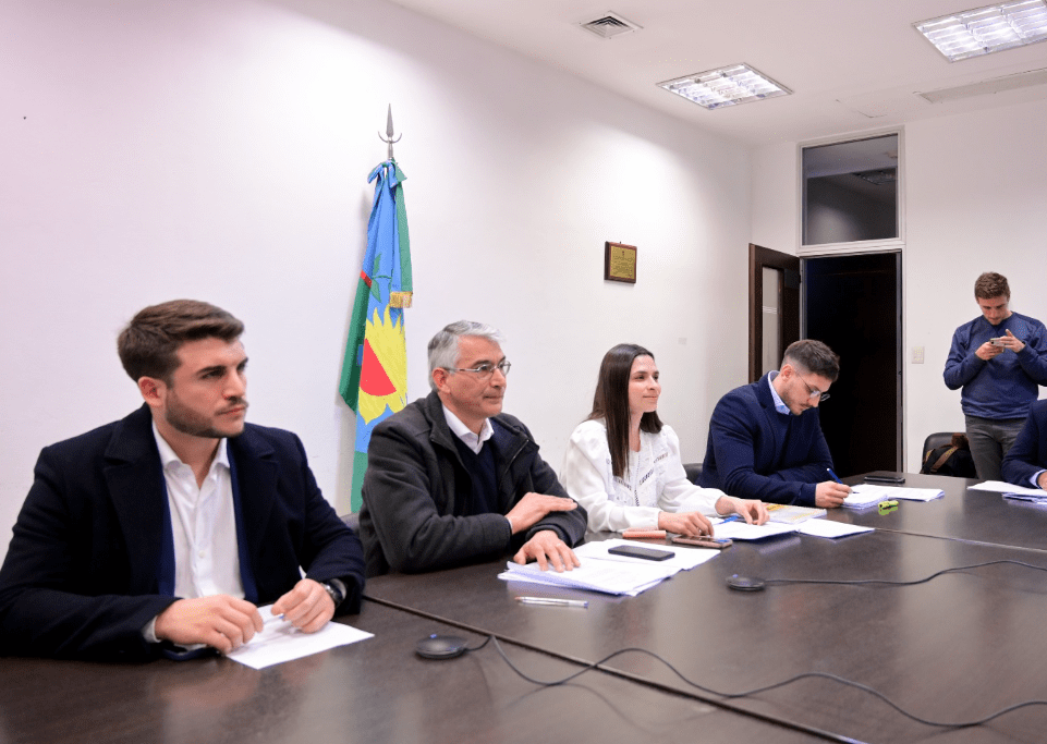 El diputado massista, Carlos Puglelli, es el titular de la comisión de Seguridad y Asuntos Penitenciarios y el autor del proyecto para establecer la Plataforma Multiagencial en todos los municipios bonaerenses.