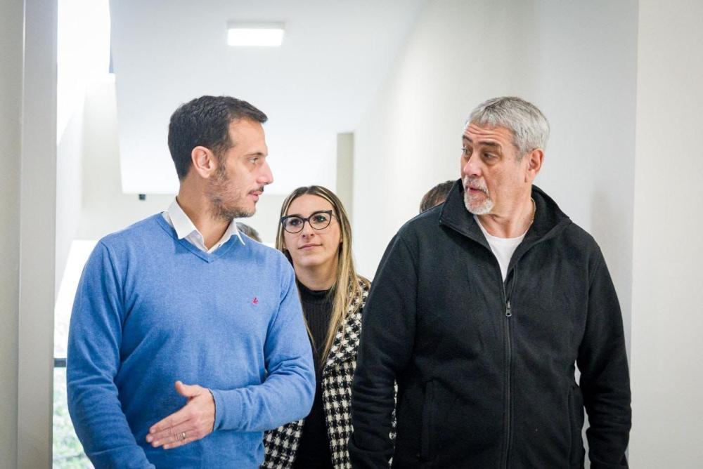 El intendente camporista de Lanús, Julián Álvarez, junto al jefe comunal pejotista de Avellaneda, Jorge Ferraresi. Los dos lados de la polémica por el Puerto de Dock Sud.