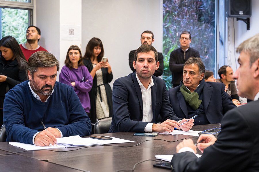La comisión de Asuntos Constitucionales y Justicia de Diputados dio el visto bueno al proyecto para establecer la paridad de género en la Defensoría del Pueblo.
