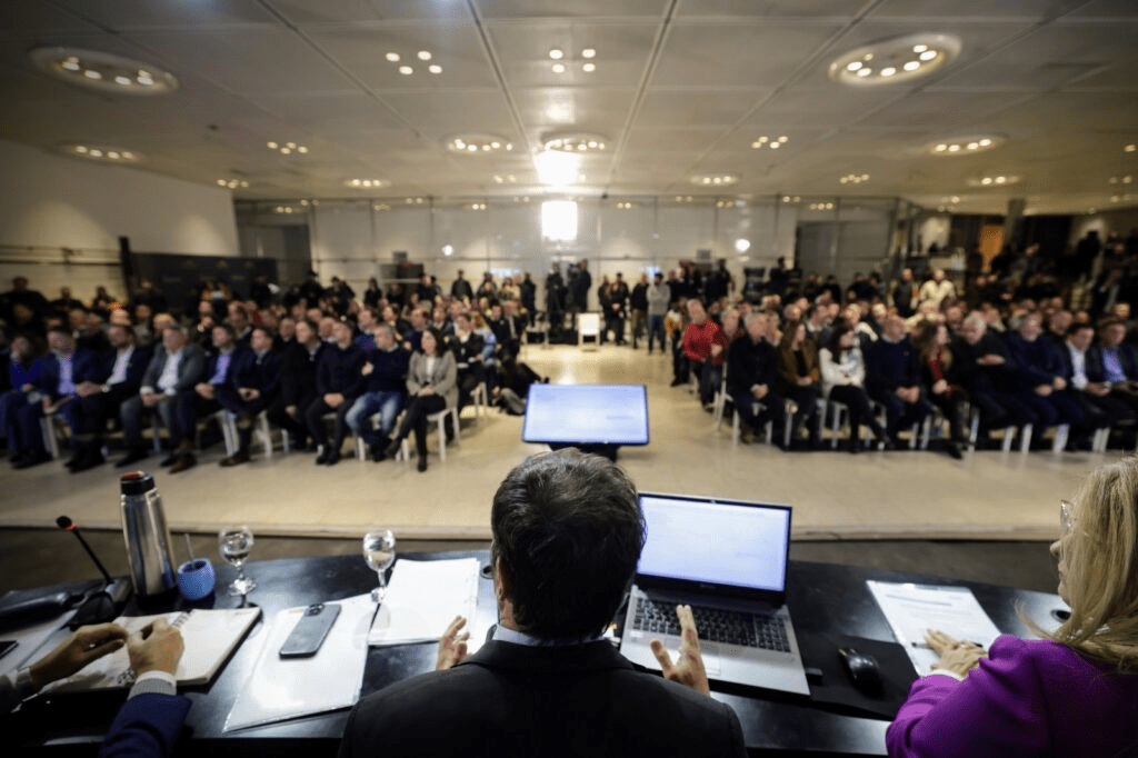 En mayo, el gobernador Axel Kicillof oficializó el envío de la segunda cuota del Fondo de Fortalecimiento Fiscal Municipal.