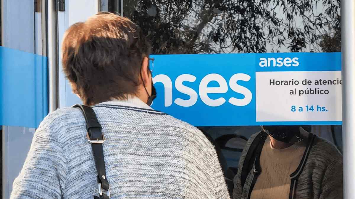 ANSES confirmó un nuevo bono de 70 mil pesos para jubilados y beneficiarios de otras prestaciones sociales.