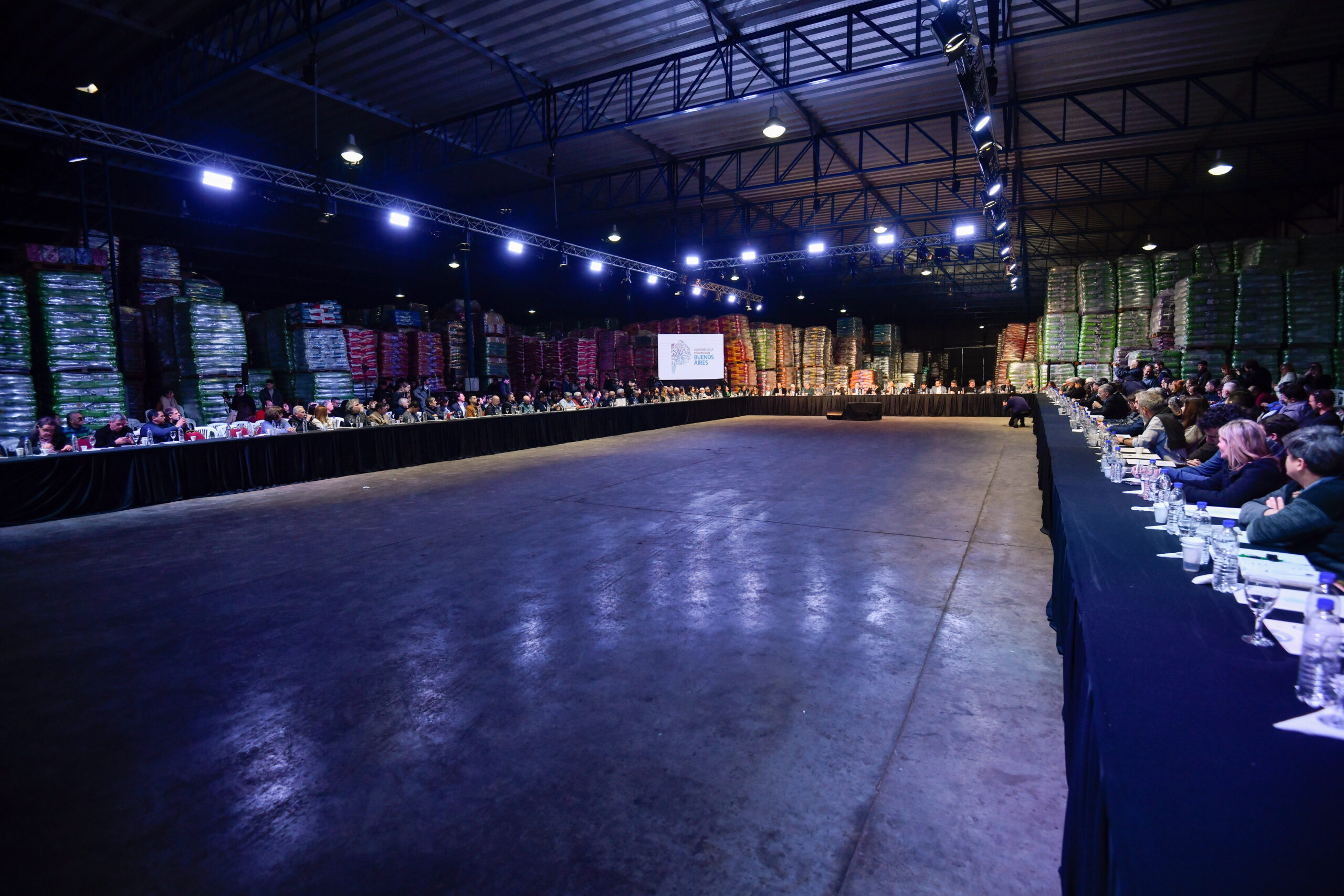 Desde Ituzaingó, Kicillof encabezó el acto por el Día de la Industria.
