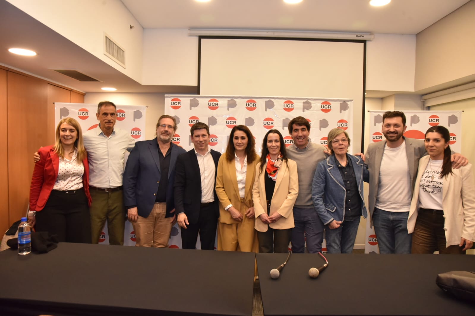 Los legisladores provinciales de Acuerdo Cívico UCR- GEN dieron su apoyo a la fórmula que competirá en las elecciones de la UCR bonaerense.