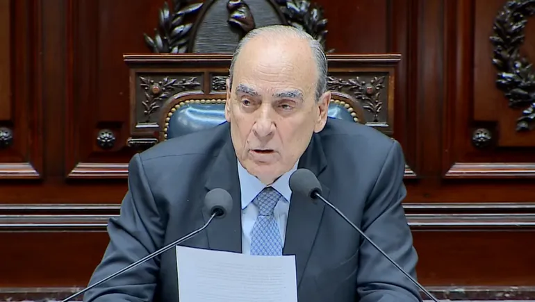 El jefe de Gabinete, Guillermo Francos, brindo el primer informe de gestión en la Cámara de Diputados. Repasa uno por uno los temas los temas que respondió el funcionario.