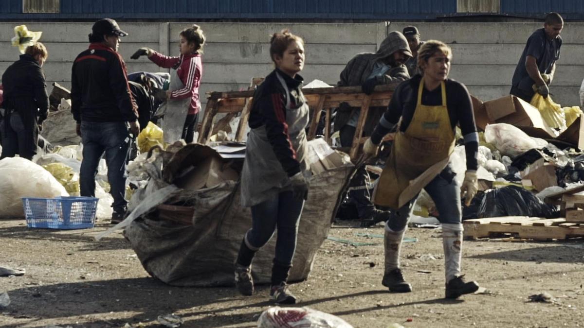 Las mujeres del conurbano son el sector mas afectado segun revela la encuesta: el 70% no tiene un trabajo fijo.