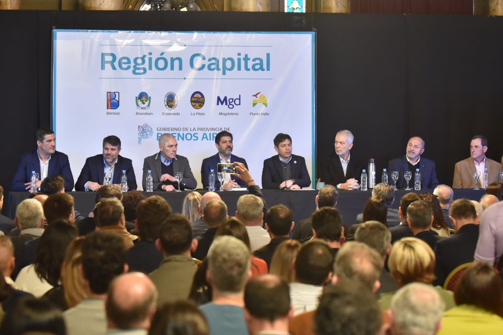 El gobernador Axel Kicillof y los intendentes de la Región Capital pusieron en marcha el Consorcio de Gestión y Desarrollo.
