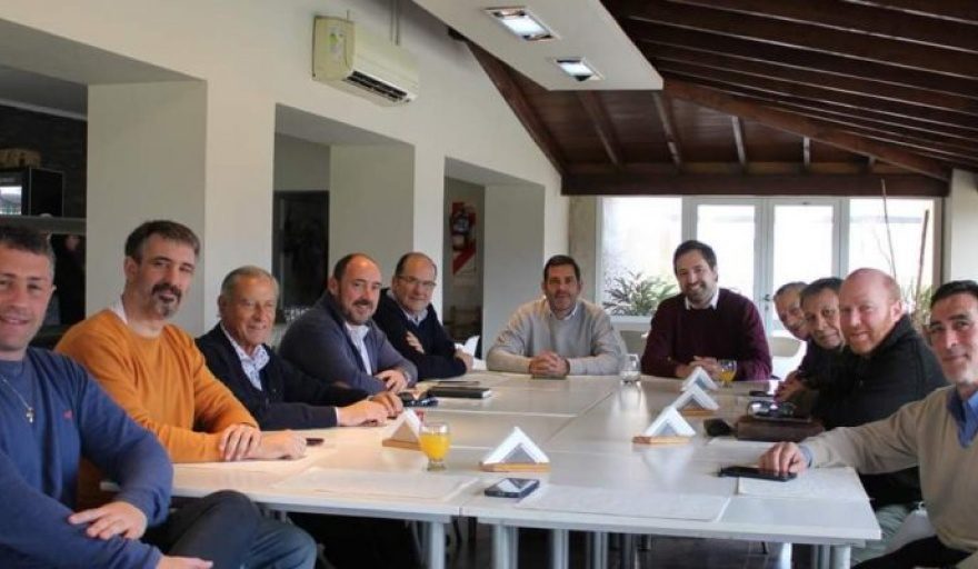 De Jesus participó del conclave de intendentes en Dolores junto al ministro Kreplak.