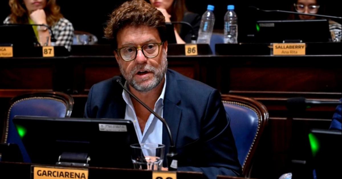 El titular del bloque de diputados UCR-Cambio Federal, Diego Garciarena, volvió a pedir que Punta Mogotes sea administrado por el gobierno de Mar del Plata.