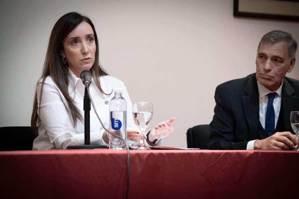 Victoria Villarruel tendrá como uno de los principales oradores de su charla, al rector de la UCA, Miguel Ángel Schiavone.