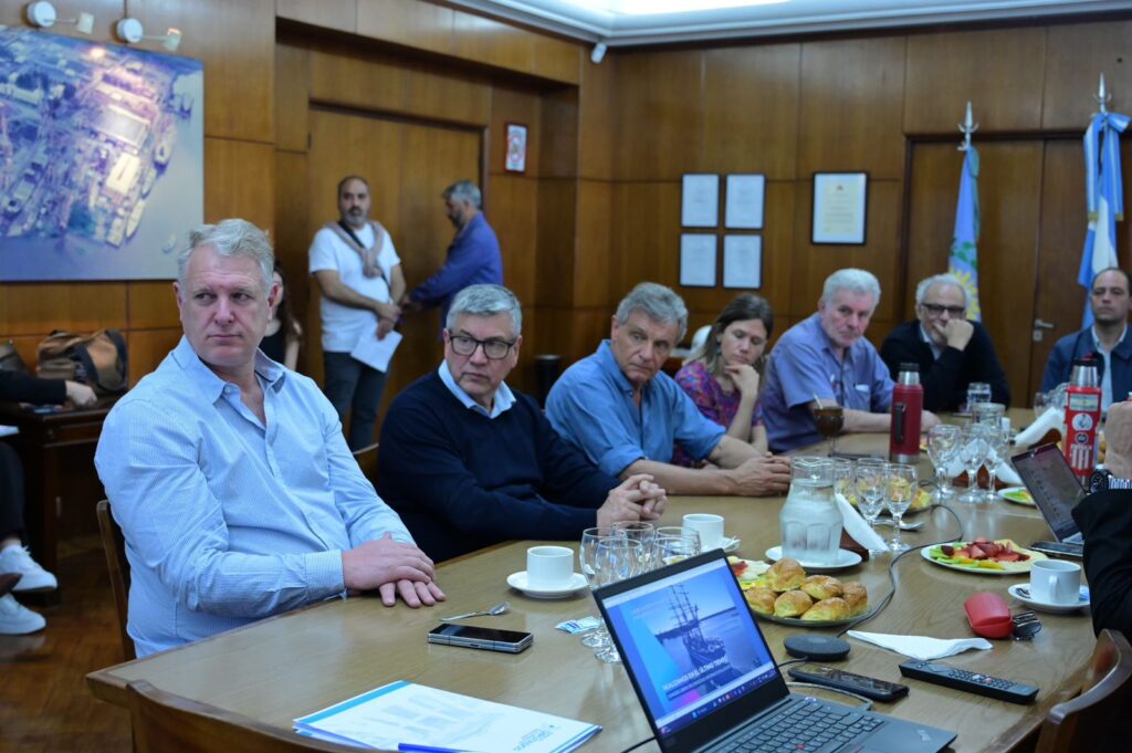 Pulti: “La industria naval es estratégica para el trabajo y la soberanía”