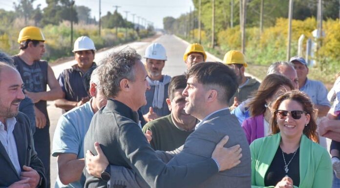 El intendente Francisco Echarren anunció junto al Ministro de Infraestructura bonaerense, Gabriel Katopodis, la creación de una pileta climatizada para Castelli