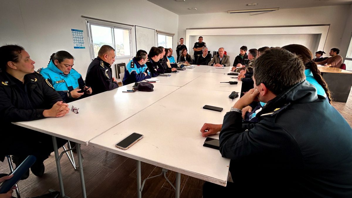 De Jesús se reunió con autoridades del Ministerio de Seguridad provincial para diagramar acciones en La Costa.
