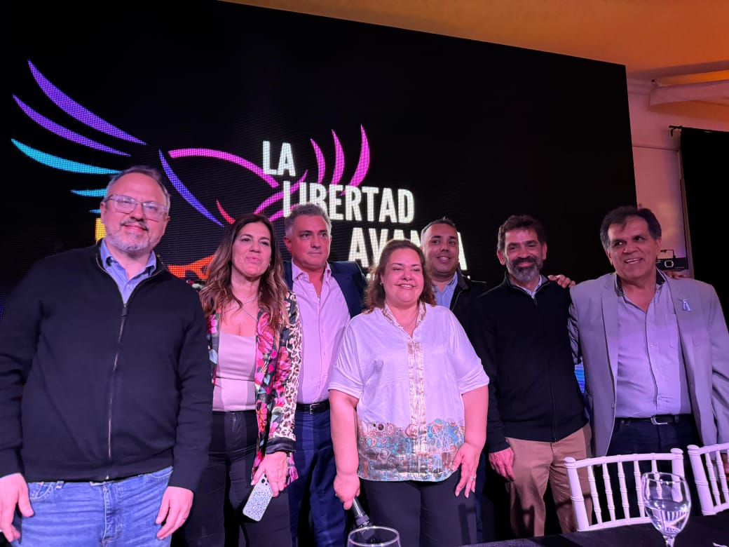 Sebastián Pareja presentó la primera mesa política ampliada del Conurbano junto a Florencia Retamoso y ratificó una alianza clave de cara a 2025. 