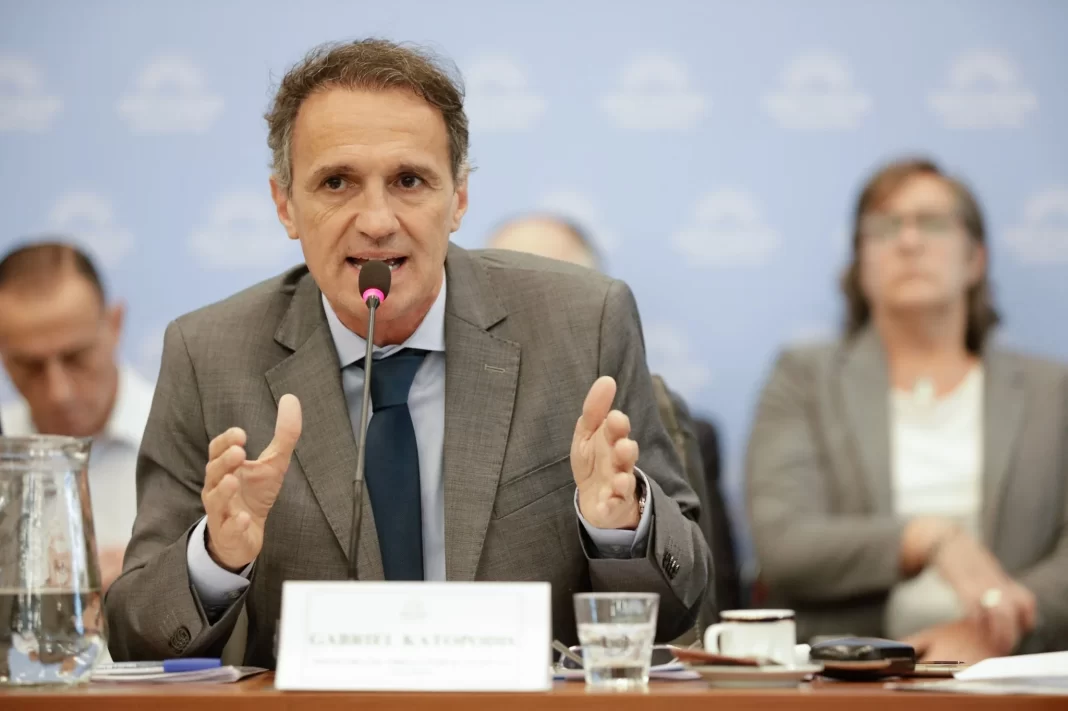 El titular de Infraestructura del gobierno bonaerense, Gabriel Katopodis se refirió a la interna del peronismo provincial y llamó a enfrentar a Javier Milei.