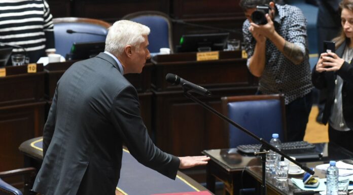 La Cámara de Diputados bonaerense anunció los nombres que ocuparán tres lugares legislativos vacantes. Quiénes son y qué rol tendrán.