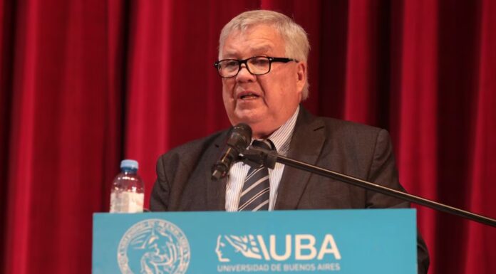 El rector de la UBA le pidió a Milei que no vete la Ley de Financiamiento Universitario. “Hipoteca el futuro del país”, disparó.
