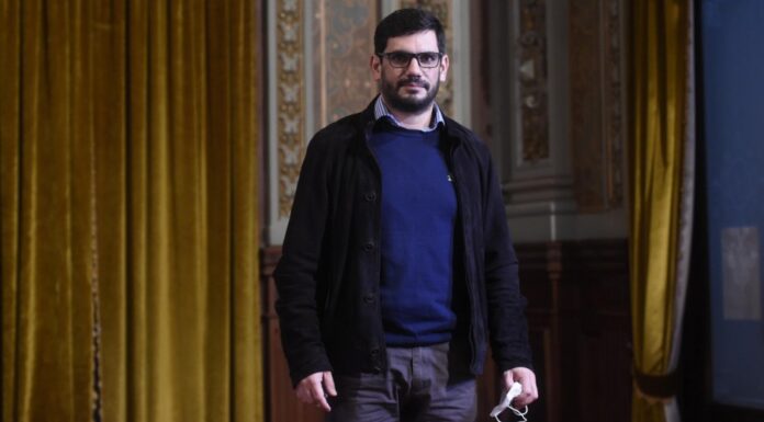 Desde la Legislatura bonaerense, la oposición salió a denunciar "arpietes" del IOMA a los médicos bonaerenses de FEMEBA.