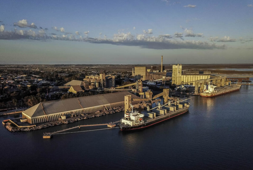 El Puerto de Bahía Blanca realizó su segunda salida de crudo de Vaca Muerta a Estados Unidos y se consolida como punto de exportación internacional.