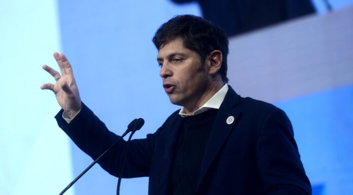 El gobernador Axel Kicillof quedó en medio de un grave apriete de cara a las elecciones de medio término del próximo año a raíz de la llegada de la Boleta Única en Nación. Las opciones que se le presentan.
