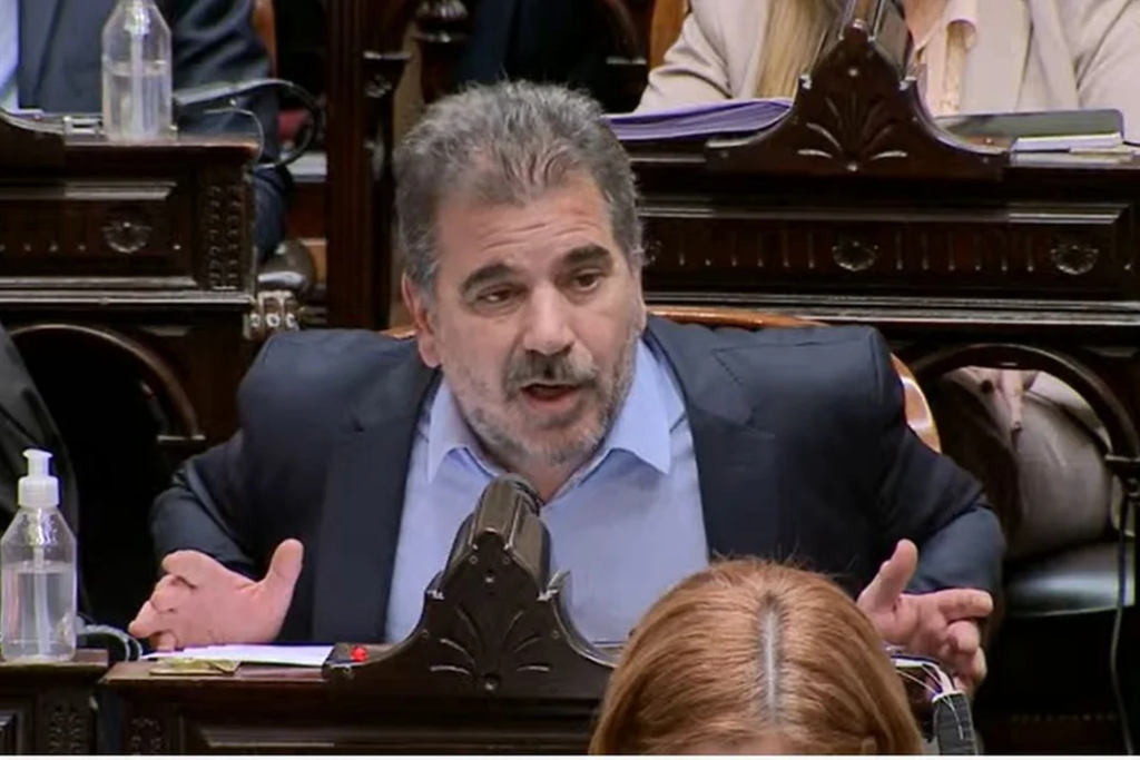 Ritondo acusó a la comunidad educativa de querer "debilitar" al gobierno nacional.