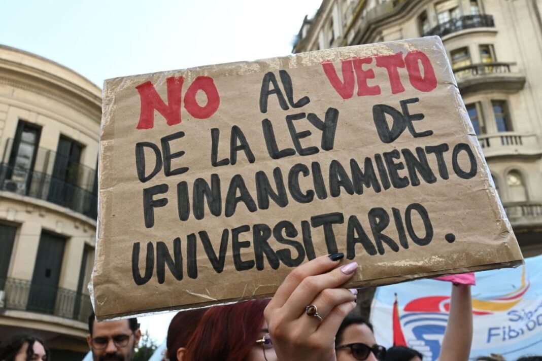 Las Universidades Nacionales anunciaron un paro total para este jueves, luego de que La Cámara de Diputados ratificara el veto de Javier Milei contra la Ley de Financiamiento.