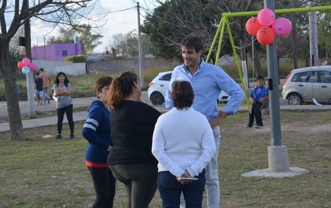 El Concejo Deliberante de San Nicolás aprobó un pedido de informes para que el intendente Santiago Passaglia explique por qué destruyó una plaza construida por vecinos.