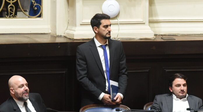 El diputado libertario Juan José Esper replicó una iniciativa para derogar el aborto en la provincia de Buenos Aires.