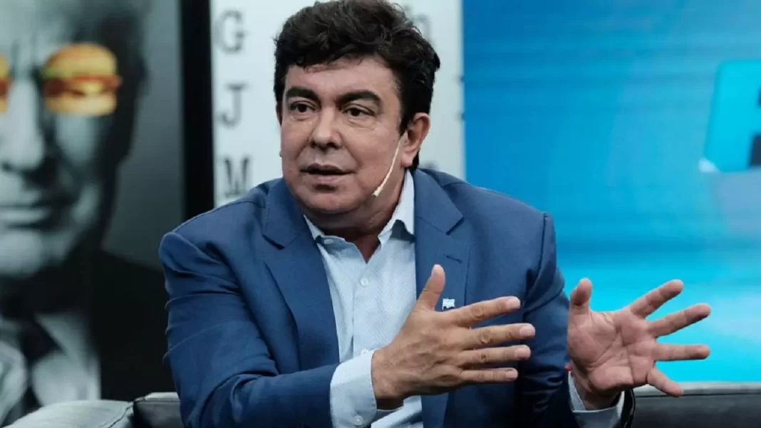 La defensa del intendente de La Matanza, Fernando Espinoza, advirtió que la denuncia por abuso sexual es “falsa” y se enmarca en una “operación de espionaje”.