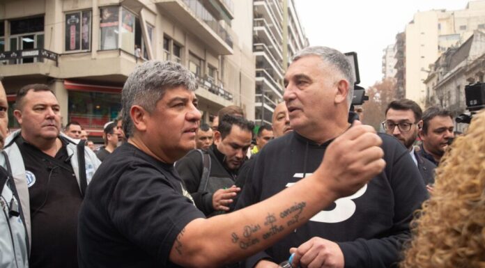 En la misma sintonía que el líder de Camioneros, Pablo Moyano, el secretario gremial y titular de SMATA, Mario Manrique, formalizó su renuncia de la CGT.