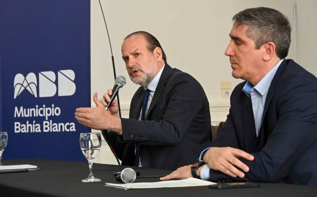 El intendente peronista de Bahía Blanca, Federico Susbielles, y el CEO de Grupo Bahía Energía, Juan Manuel Ritacco.