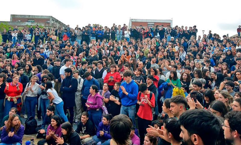 Conflicto universitario: Estudiantes de la UNR tomaron 5 facultades y movilizarán este miércoles. 