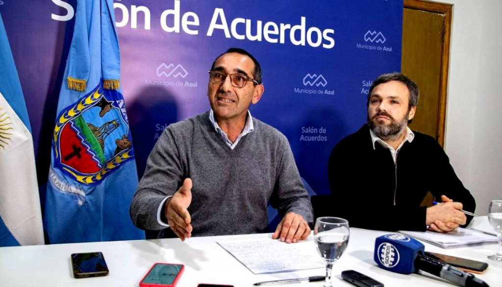 Los trabajadores municipales de Azul están en estado de alerta luego de que el intendente, Nelson Sombra, ratificara el decreto de emergencia.