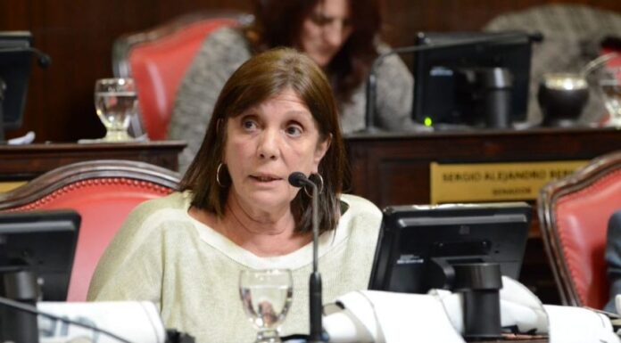 A pesar de las señales de tregua, la jefa de los senadores bonaerenses de UxP, Teresa García, dejó una sugestiva recomendación al gobernador Axel Kicillof.