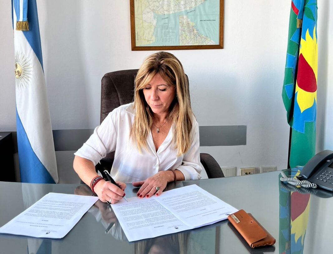 La diputada bonaerense, Silvina Vaccarezza, presentó dos proyectos de ley para mejorar la seguridad rural. Todos los detalles.