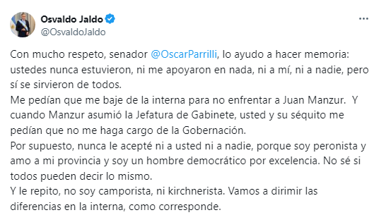 El tenso cruce entre Oscar Parrilli y Osvaldo Jaldo en redes sociales.
