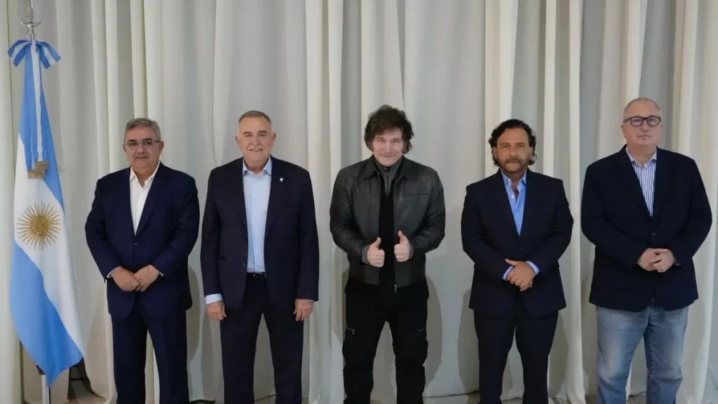 La misma semana de la polémica postal de Milei y los gobernadores peronistas, Karina Milei visita el territorio del nuevo aliado del Gobierno, Osvaldo Jaldo. 