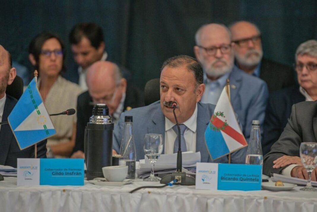Desde el entorno de Ricardo Quintela cruzaron a la Junta Electoral del PJ y remarcaron que irán a la Justicia si no los dejan competir en la elección interna.
