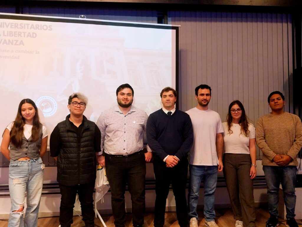 Isidro Bonicatto, referente de ULLA, denuncia junto a sus compañeros un "intento de proscripción" por parte de Franja Morada.