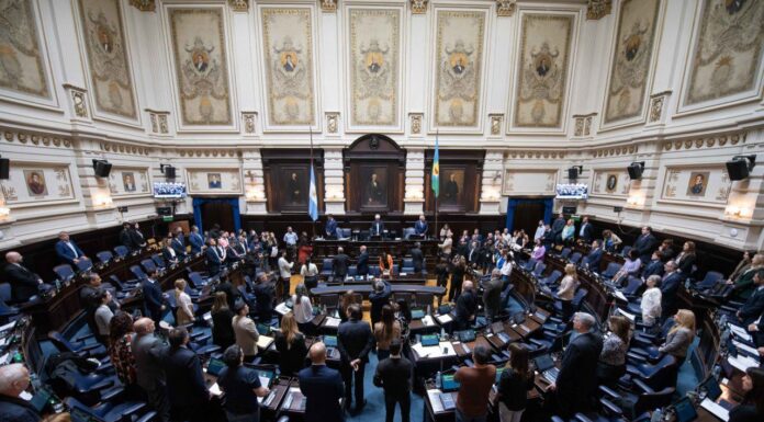 La Cámara de Diputados bonaerense sesionará este jueves 31 de octubre con un puñado de proyectos que podrían ser convertidos en ley. El temario.